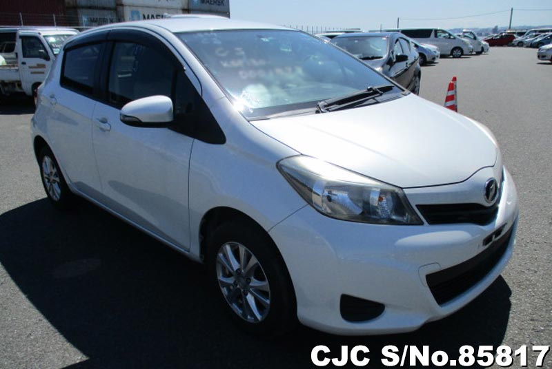 Toyota vitz 2011